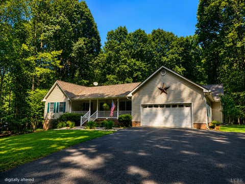 Homes For Sale - 192 Holly Brook Road<br/> Appomattox, VA 24522