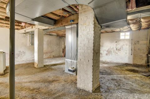 Tiny photo for 201 Seminole Drive, Madison Heights, VA 24572 (MLS # 364543)