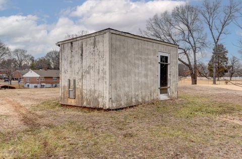 Tiny photo for 201 Seminole Drive, Madison Heights, VA 24572 (MLS # 364543)