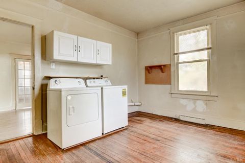 Tiny photo for 201 Seminole Drive, Madison Heights, VA 24572 (MLS # 364543)