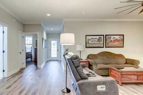 Tiny photo for 125 Villa Oak Circle, Bedford, VA 24523 (MLS # 363763)