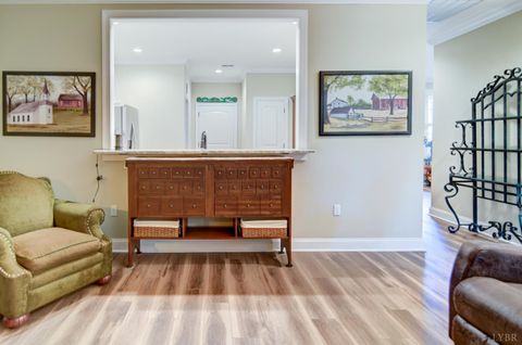 Tiny photo for 125 Villa Oak Circle, Bedford, VA 24523 (MLS # 363763)