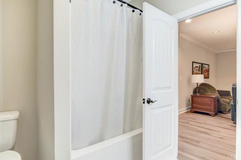 Tiny photo for 125 Villa Oak Circle, Bedford, VA 24523 (MLS # 363763)