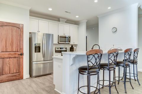 Tiny photo for 125 Villa Oak Circle, Bedford, VA 24523 (MLS # 363763)