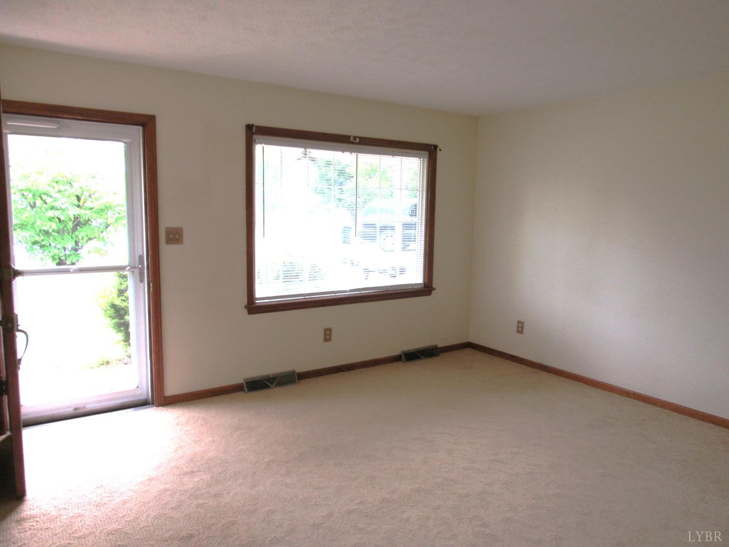 151 Glenway Drive, Amherst, Virginia image 4