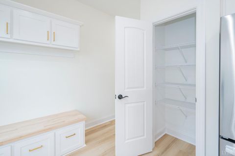 Tiny photo for 8 Live Oak Court, Forest, VA 24551 (MLS # 364680)