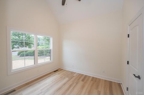 Tiny photo for 8 Live Oak Court, Forest, VA 24551 (MLS # 364680)