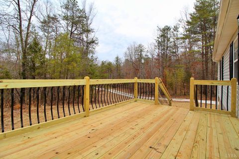 Tiny photo for 1740 Watt Abbitt Road, Appomattox, VA 24522 (MLS # 364812)