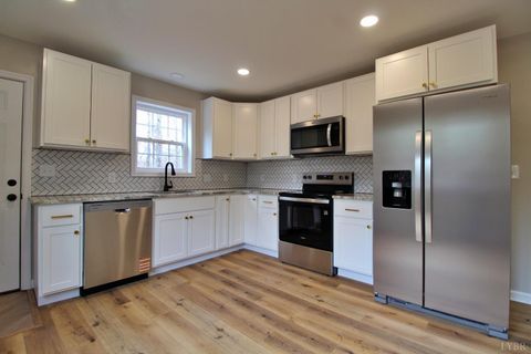 Tiny photo for 1740 Watt Abbitt Road, Appomattox, VA 24522 (MLS # 364812)