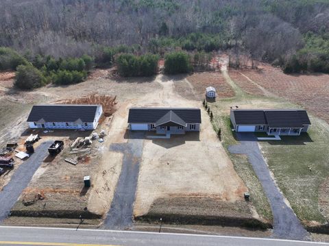 Tiny photo for 2266 Smith Mountain Lake Parkway, Huddleston, VA 24104 (MLS # 363738)