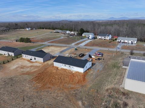 Tiny photo for 2266 Smith Mountain Lake Parkway, Huddleston, VA 24104 (MLS # 363738)