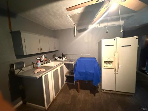 Tiny photo for 328 Prince Street, Lynchburg, VA 24501 (MLS # 366781)