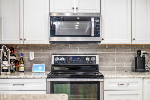 Tiny photo for 109 Trinity Court, Lynchburg, VA 24502 (MLS # 364933)