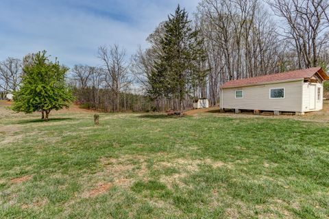 Tiny photo for 1727 Richmond Highway, Spout Spring, VA 24593 (MLS # 365504)