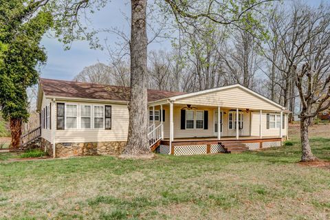 Tiny photo for 1727 Richmond Highway, Spout Spring, VA 24593 (MLS # 365504)
