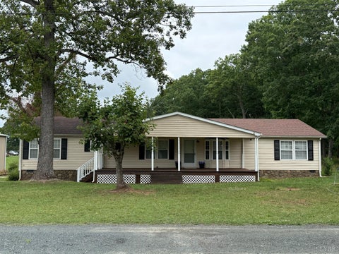 Photo of 1727 Richmond Highway, Spout Spring, VA 24593 (MLS # 365504)