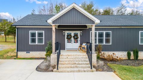 Tiny photo for 96 Ford Terrace, Lynchburg, VA 24501 (MLS # 363755)