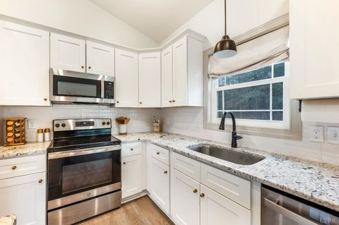 Tiny photo for 96 Ford Terrace, Lynchburg, VA 24501 (MLS # 363755)