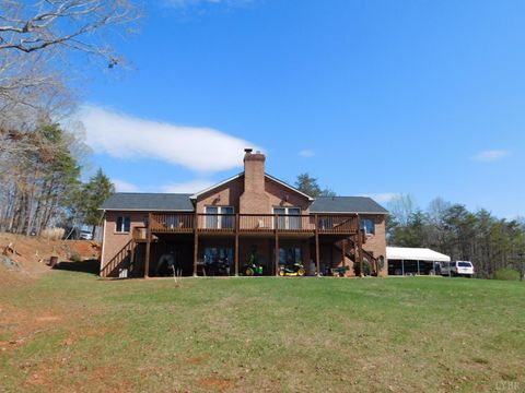 Tiny photo for 320 Ruth Drive, Madison Heights, VA 24572 (MLS # 365415)