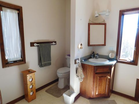 Tiny photo for 320 Ruth Drive, Madison Heights, VA 24572 (MLS # 365415)