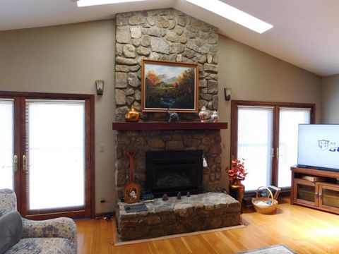 Tiny photo for 320 Ruth Drive, Madison Heights, VA 24572 (MLS # 365415)