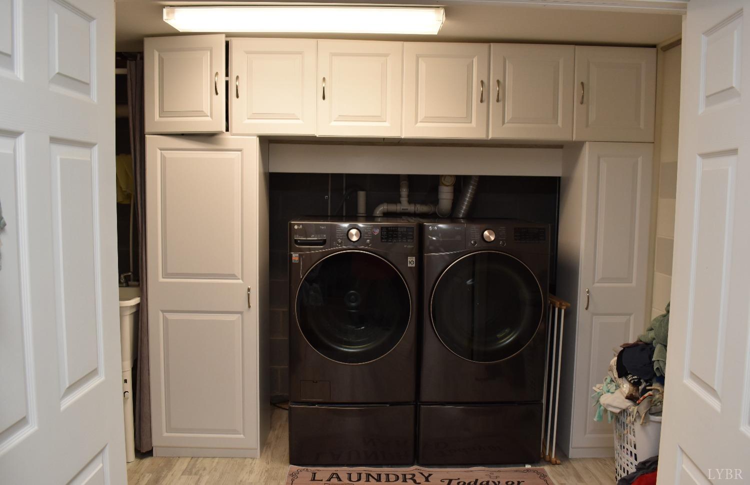 1389 Hummingbird Lane, Spout Spring, Virginia image 30