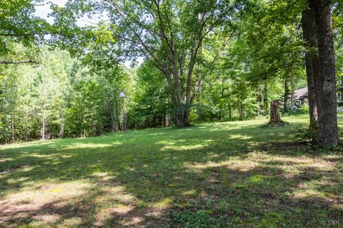 Tiny photo for 11766 Five Forks Road, Farmville, VA 23901 (MLS # 362872)