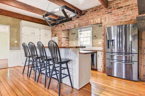 Tiny photo for 586 Kenmore Road, Amherst, VA 24521 (MLS # 365115)