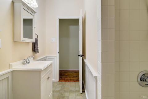 Tiny photo for 586 Kenmore Road, Amherst, VA 24521 (MLS # 365115)