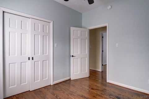 Tiny photo for 586 Kenmore Road, Amherst, VA 24521 (MLS # 365115)