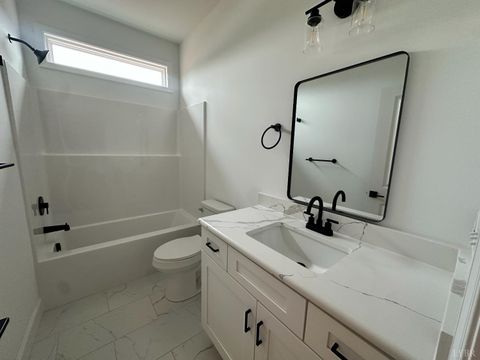 Tiny photo for 18 Somerset Drive, Appomattox, VA 24522 (MLS # 366026)