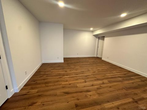Tiny photo for 18 Somerset Drive, Appomattox, VA 24522 (MLS # 366026)