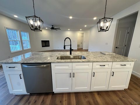 Tiny photo for 18 Somerset Drive, Appomattox, VA 24522 (MLS # 366026)