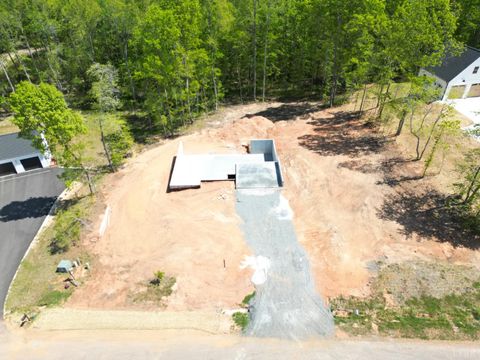 Tiny photo for 18 Somerset Drive, Appomattox, VA 24522 (MLS # 366026)