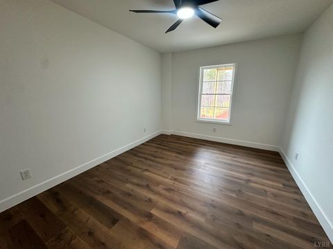 Tiny photo for 18 Somerset Drive, Appomattox, VA 24522 (MLS # 366026)
