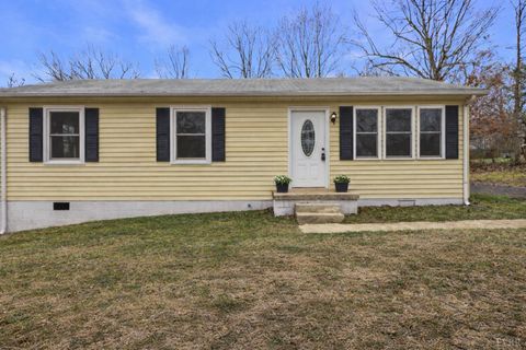 Homes For Sale - 109 Riviera Drive<br/> Concord, VA 24538