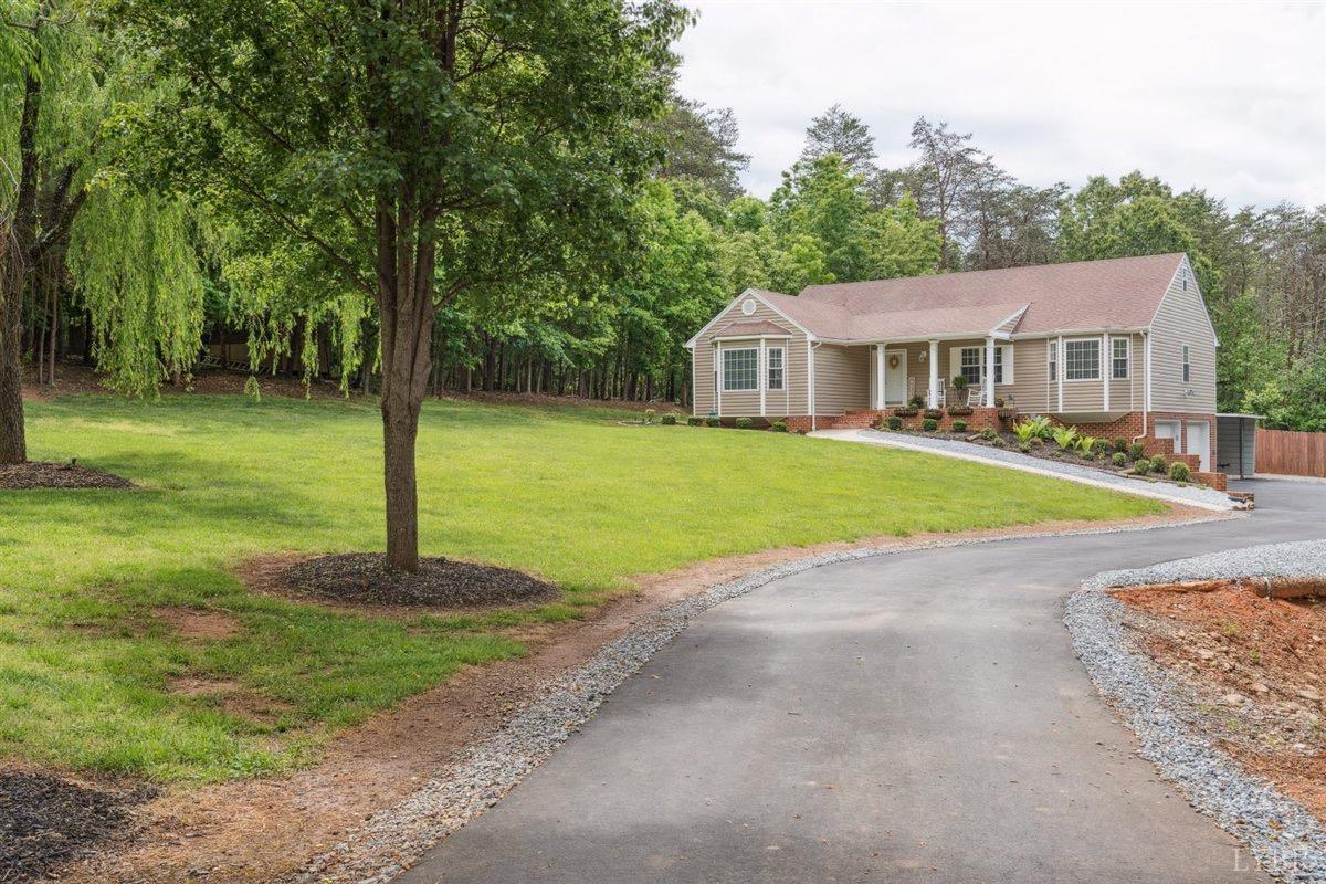 112 Cedarwood Ct, Forest, Virginia image 5