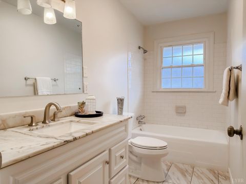 Tiny photo for 5904 Rhonda Road, Lynchburg, VA 24502 (MLS # 364762)