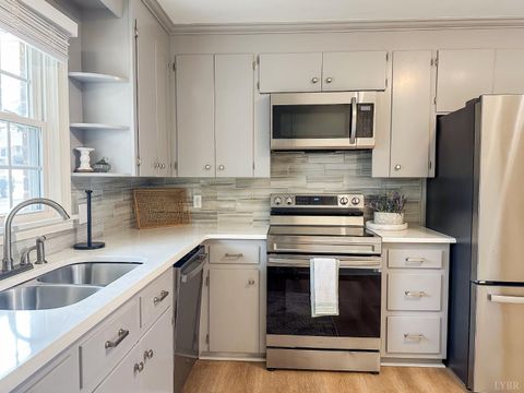 Tiny photo for 5904 Rhonda Road, Lynchburg, VA 24502 (MLS # 364762)