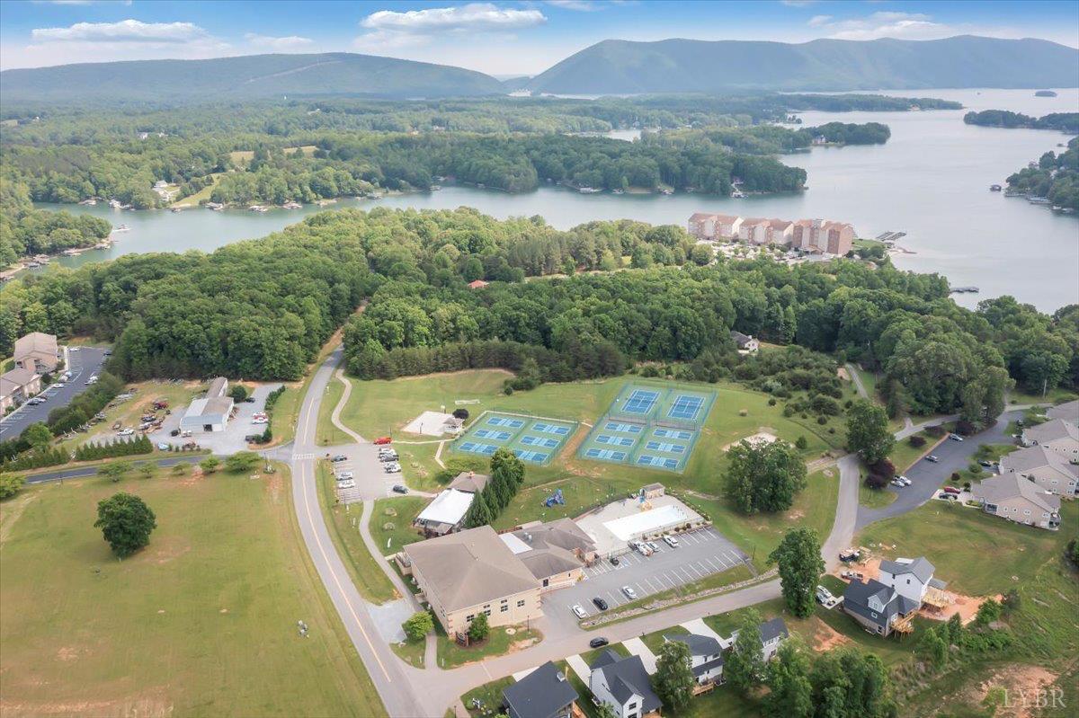 4 Gof View Court, Huddleston, Virginia image 33