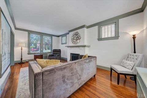 Tiny photo for 312 WARWICK Lane, Lynchburg, VA 24503 (MLS # 362440)