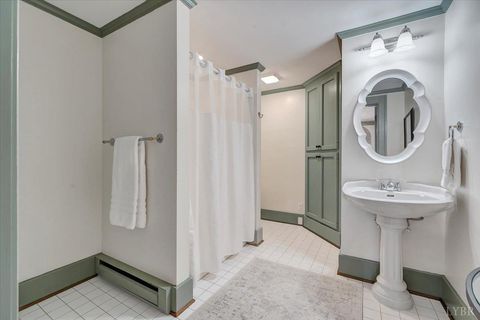 Tiny photo for 312 WARWICK Lane, Lynchburg, VA 24503 (MLS # 362440)