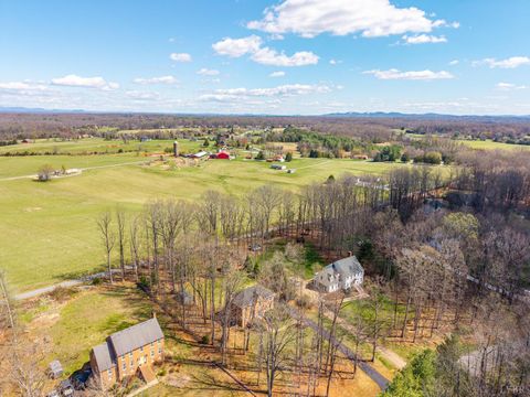 Tiny photo for 1215 Smoketree Drive, Forest, VA 24551 (MLS # 365355)