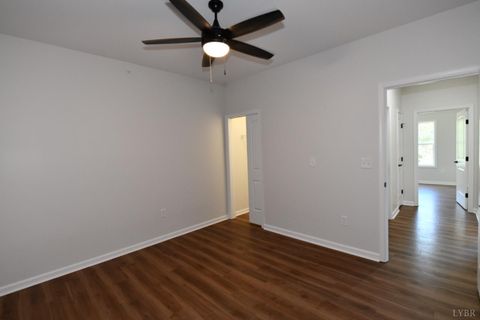 Tiny photo for 128 BRENLEIGH CT Ct #206, Lynchburg, VA 24501 (MLS # 363767)