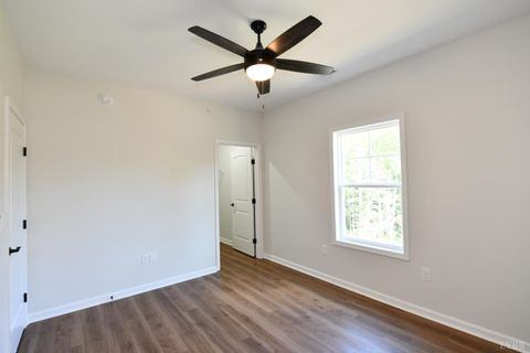 Tiny photo for 128 BRENLEIGH CT Ct #206, Lynchburg, VA 24501 (MLS # 363767)