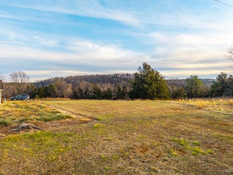 Tiny photo for 4159 Bedford Highway, Lynch Station, VA 24571 (MLS # 363578)