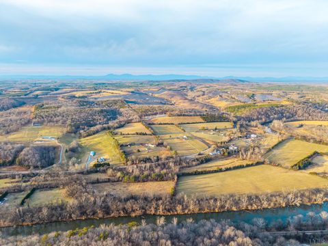 Tiny photo for 4159 Bedford Highway, Lynch Station, VA 24571 (MLS # 363578)