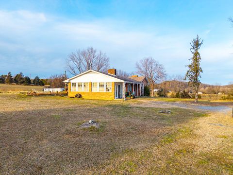 Tiny photo for 4159 Bedford Highway, Lynch Station, VA 24571 (MLS # 363578)