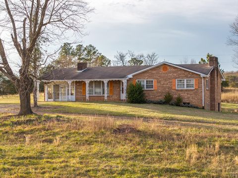 Photo of 4159 Bedford Highway, Lynch Station, VA 24571 (MLS # 363578)