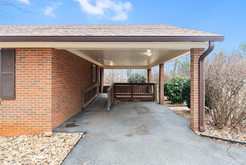 Tiny photo for 1730 Redfields Road, Appomattox, VA 24522 (MLS # 364841)